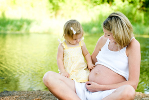 pregnant-mother-child